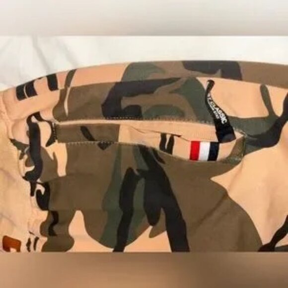 Brand new shorts nwot French brand imported fits 32-36 waists rare! desert camo - Picture 2 of 8